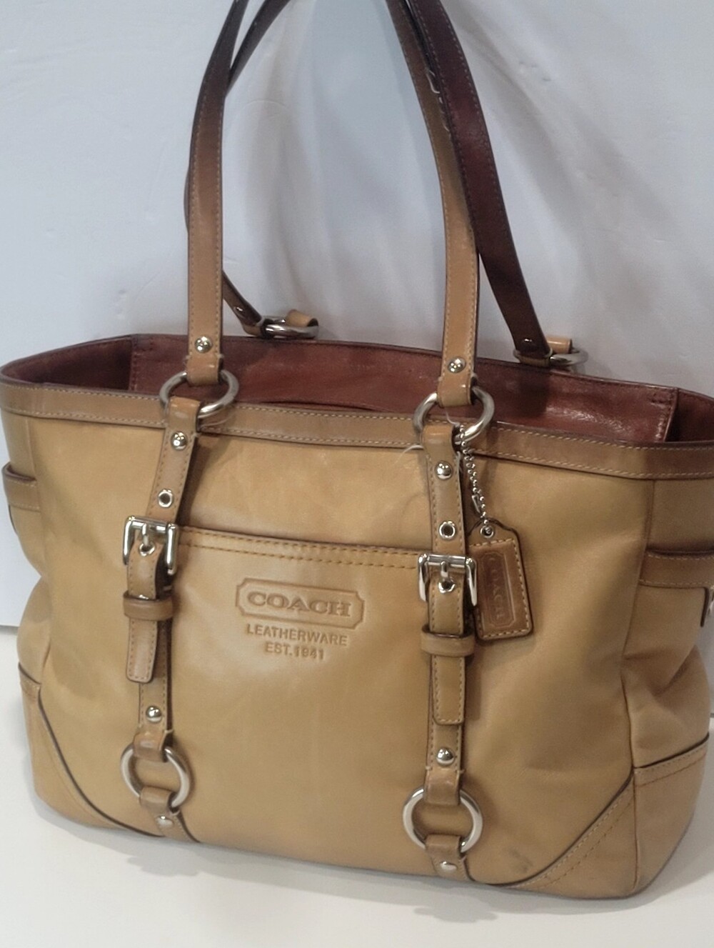 Coach Leatherware Shoulder Bag Good Cond